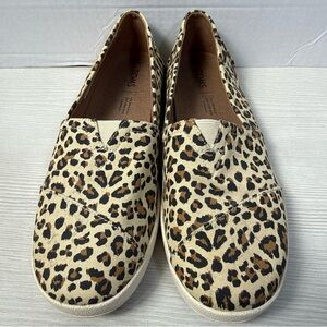 TOMS Leopard Print Slip-On Sneakers - Women's Beige/Tan Size 8.5